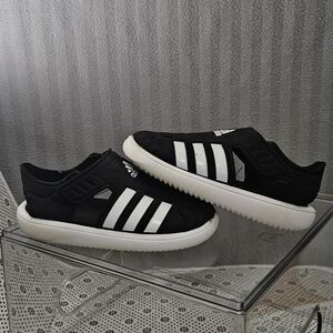 Adidas Toddler Size 9 Black and White Sandals with Signature Stripes